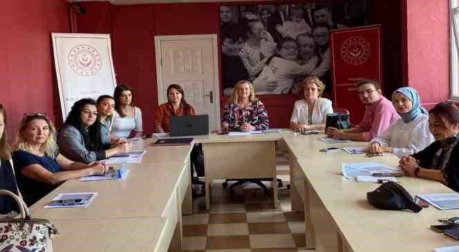 Kırklareli&rsquo;nde kadına y&ouml;nelik şiddeti &ouml;nleme toplantısı
