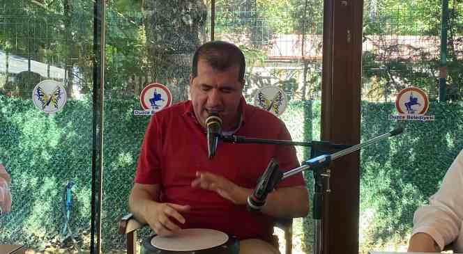 G&ouml;rme engelli şarkıcı Bilal G&ouml;regen: &ldquo;Engelli olmak başarıya engel değildir&rdquo;

