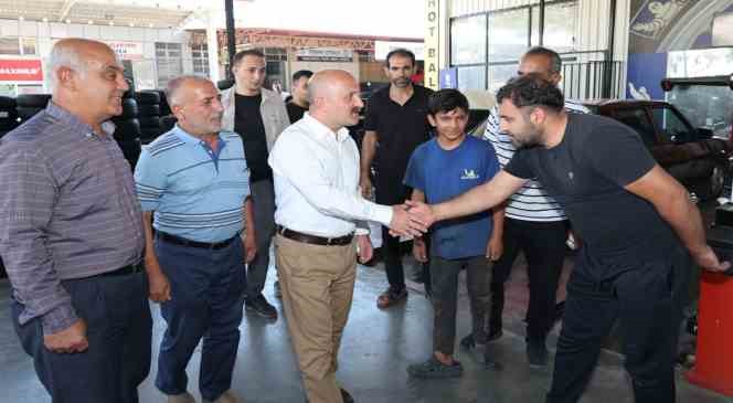 Vali Varol, k&uuml;&ccedil;&uuml;k sanayi sitesi esnafıyla bir araya geldi
