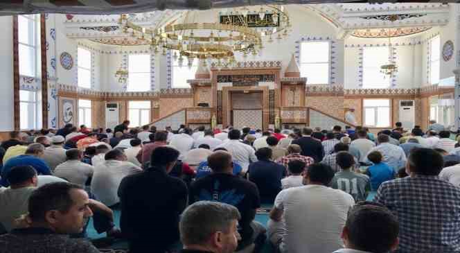 Alikahya İmam-ı Rabbani Cami yeni g&ouml;r&uuml;n&uuml;m&uuml;ne kavuştu
