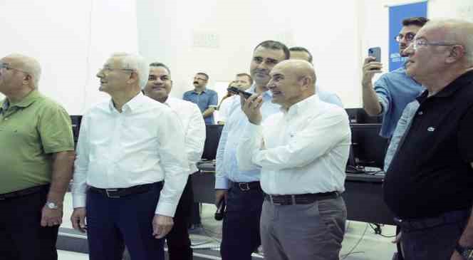 T&uuml;rkiye&rsquo;de bir ilk: İzmir&rsquo;de taksimetreler uzaktan erişimle ayarlandı
