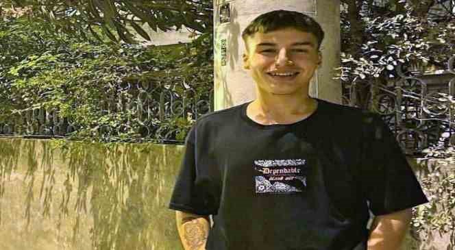 15 yaşındaki &ccedil;ocuk okul bah&ccedil;esinde &ouml;l&uuml; bulundu
