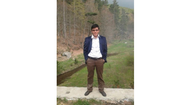 Babasının kullandığı otomobilin altında kalan kişi hayatını kaybetti