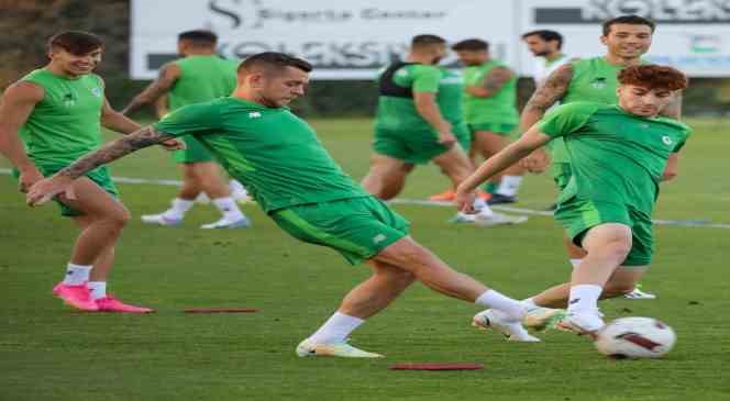 Konyaspor, İstanbulspor maçı hazırlıklarına başladı