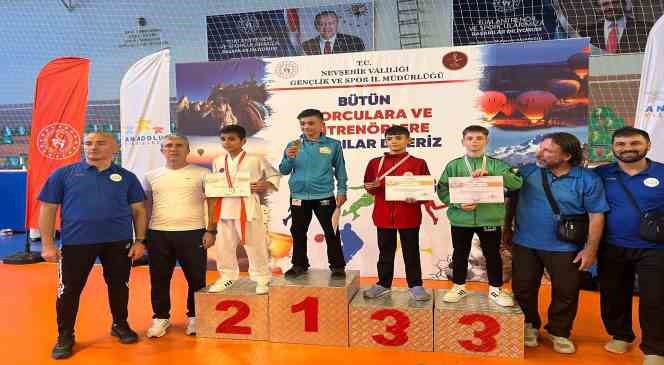 Bing&ouml;ll&uuml; sporcu, karetede T&uuml;rkiye ikincisi oldu
