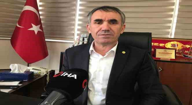 Trakya’da etkili olan aşırı sıcaklar geç ekilen ayçiçeğini olumsuz etkiliyor