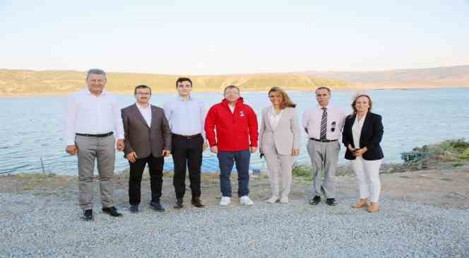 &Ccedil;ekerek yelken yarışmasına hazırlanıyor
