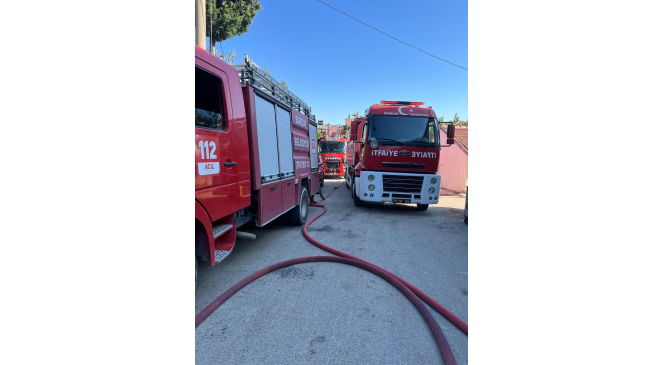 Ekmek pişirmek i&ccedil;in yaktıkları ateş evi yaktı, &ccedil;atı katı kullanılamaz hale geldi
