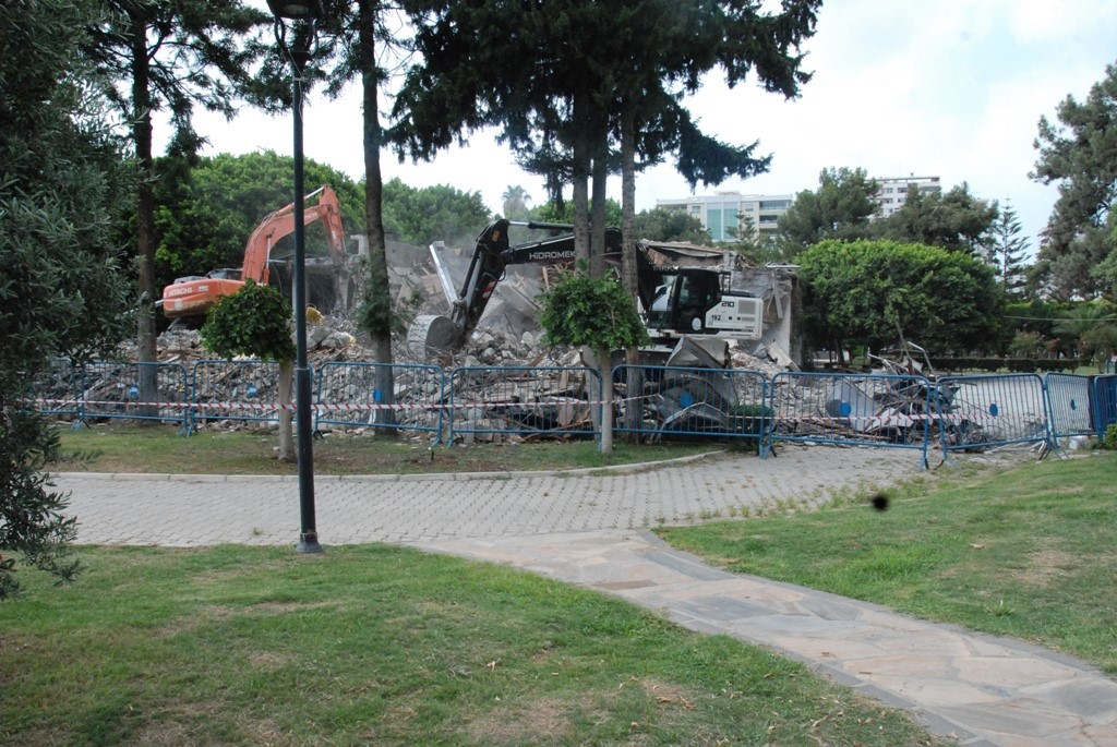 Adana Büyükşehir Belediye Meclisi’nde 75. Yıl Sanat Galerisi’nin yıkımı gündeme geldi
