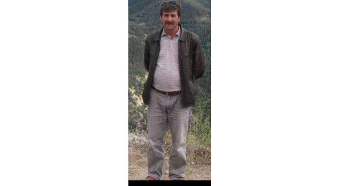 "O &ouml;l&uuml;rse ben de &ouml;l&uuml;r&uuml;m" dedi, eşinin &ouml;l&uuml;m&uuml;n&uuml;n ardından canına kıydı
