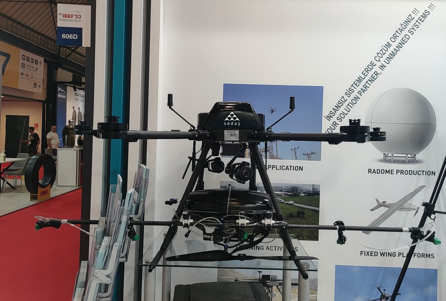 Dronlar ilgi odağı
