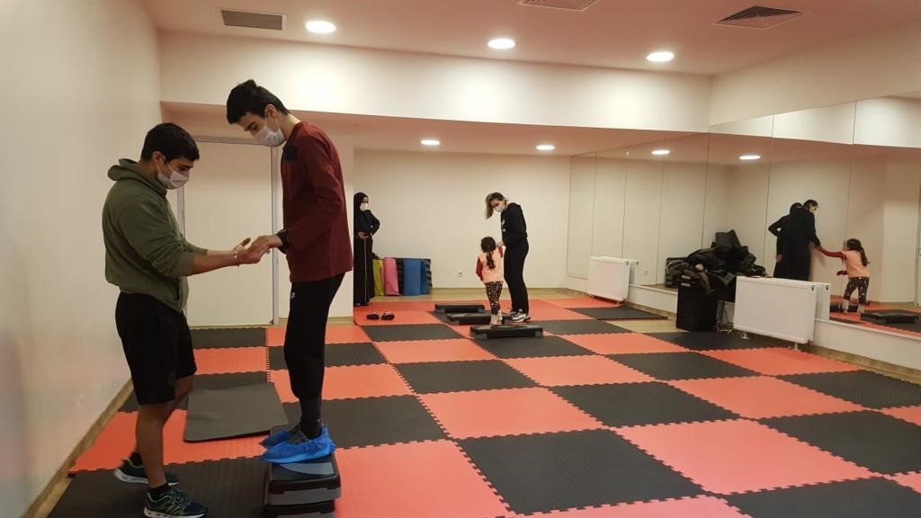 Beyoğlu&rsquo;nda d&ouml;rt mevsim spor var
