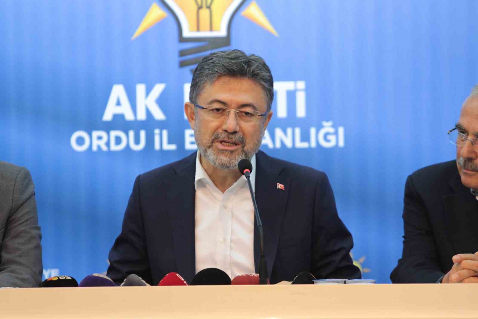 Bakan Yumaklı: &ldquo;İklim değişikliğini hayatımızın i&ccedil;erisinde g&ouml;receğiz, tedbirli olmamız gerekiyor&rdquo;
