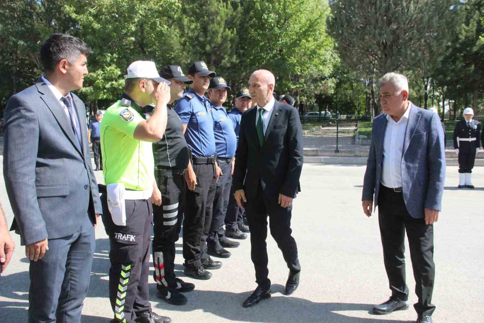 Karaman Emniyet M&uuml;d&uuml;r&uuml; Okumuş g&ouml;revine başladı
