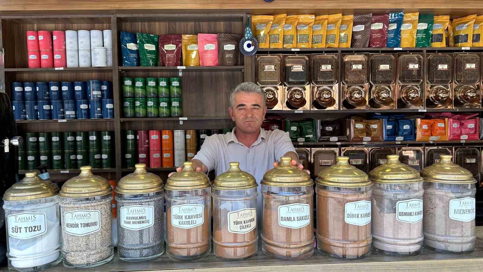 385 yıllık Tahmis Kahvesi depremde hasar almadı
