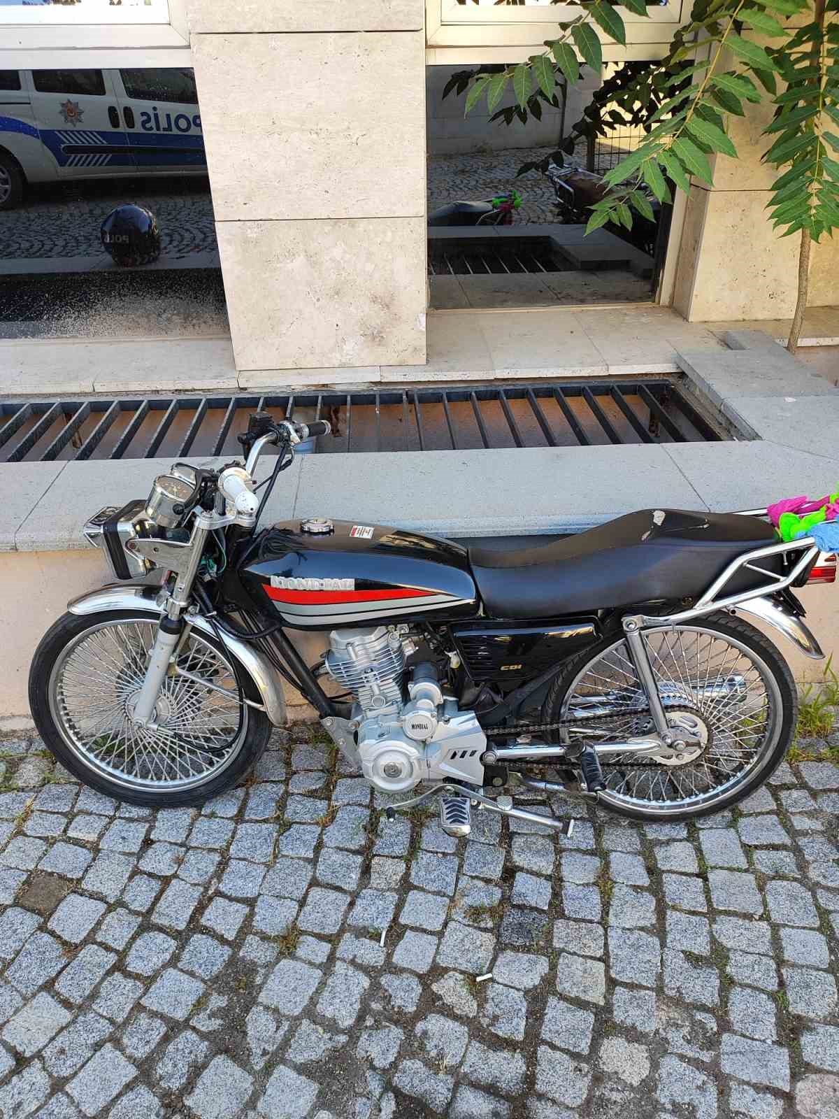 Kırklareli&rsquo;de 4 ş&uuml;pheli yakalandı
