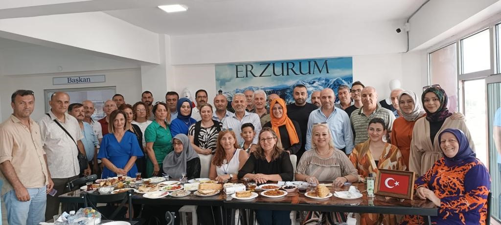 Erzurumlular Derneği Düzce’de Erzurum’u tanıttı