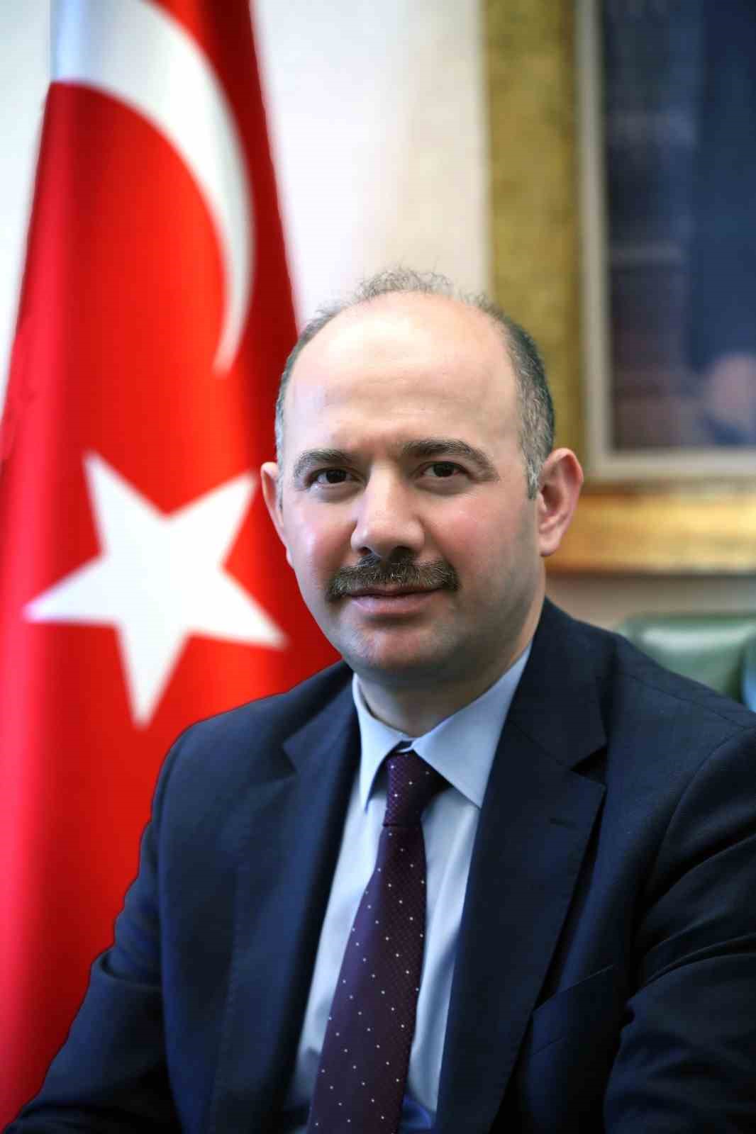 Valiler kararnamesinde ilginç tablo