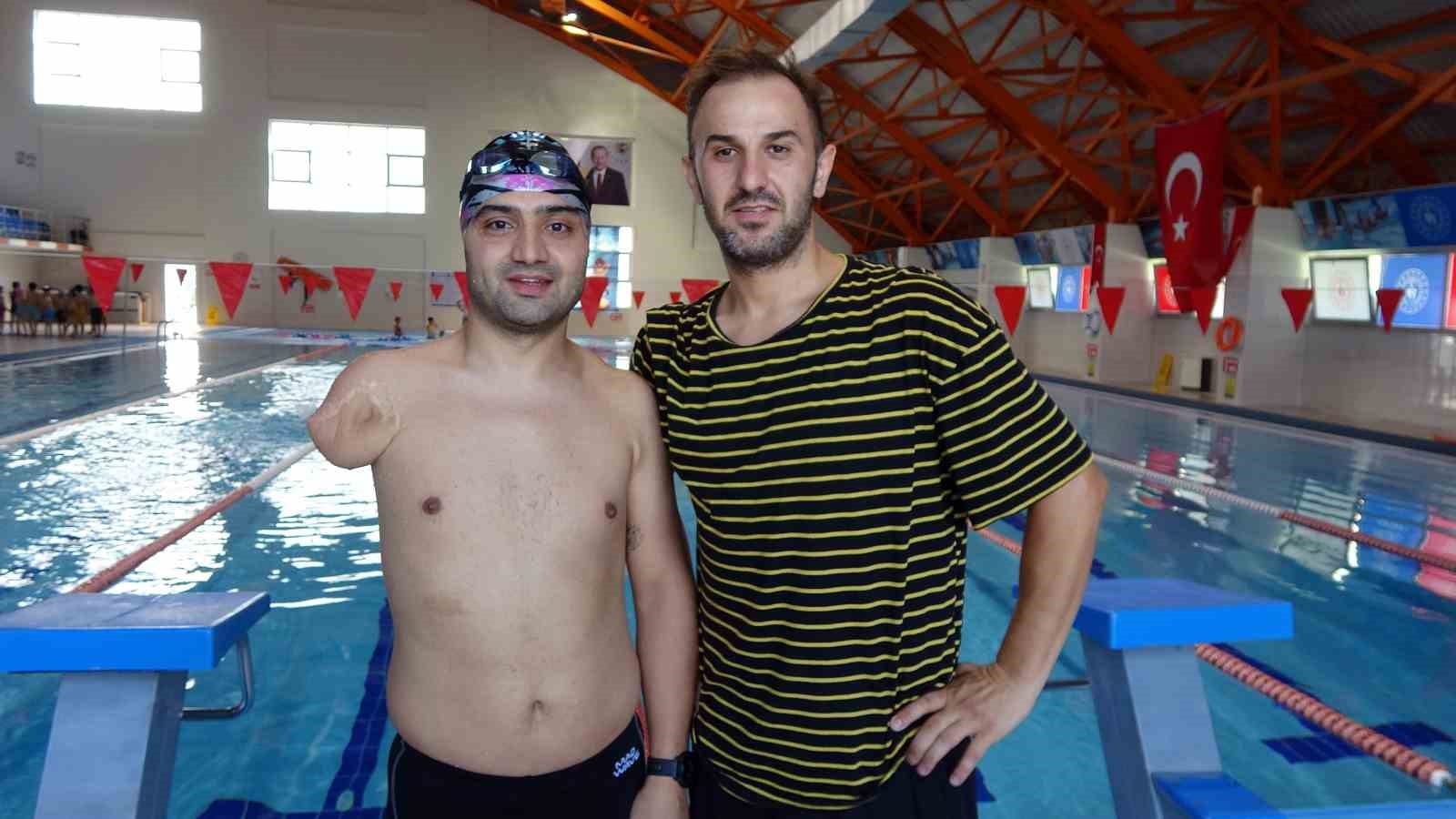 Tek koluyla Asya&rsquo;dan Avrupa&rsquo;ya kula&ccedil; atacak
