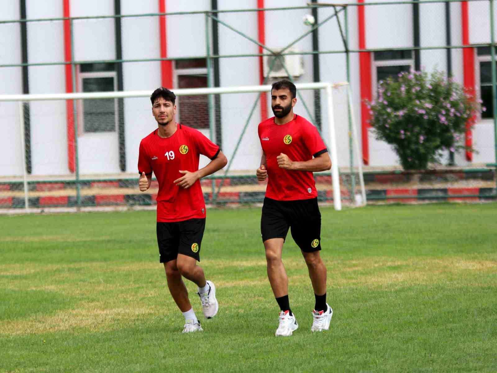 Eskişehirspor’da tatil bitti, topbaşı zamanı