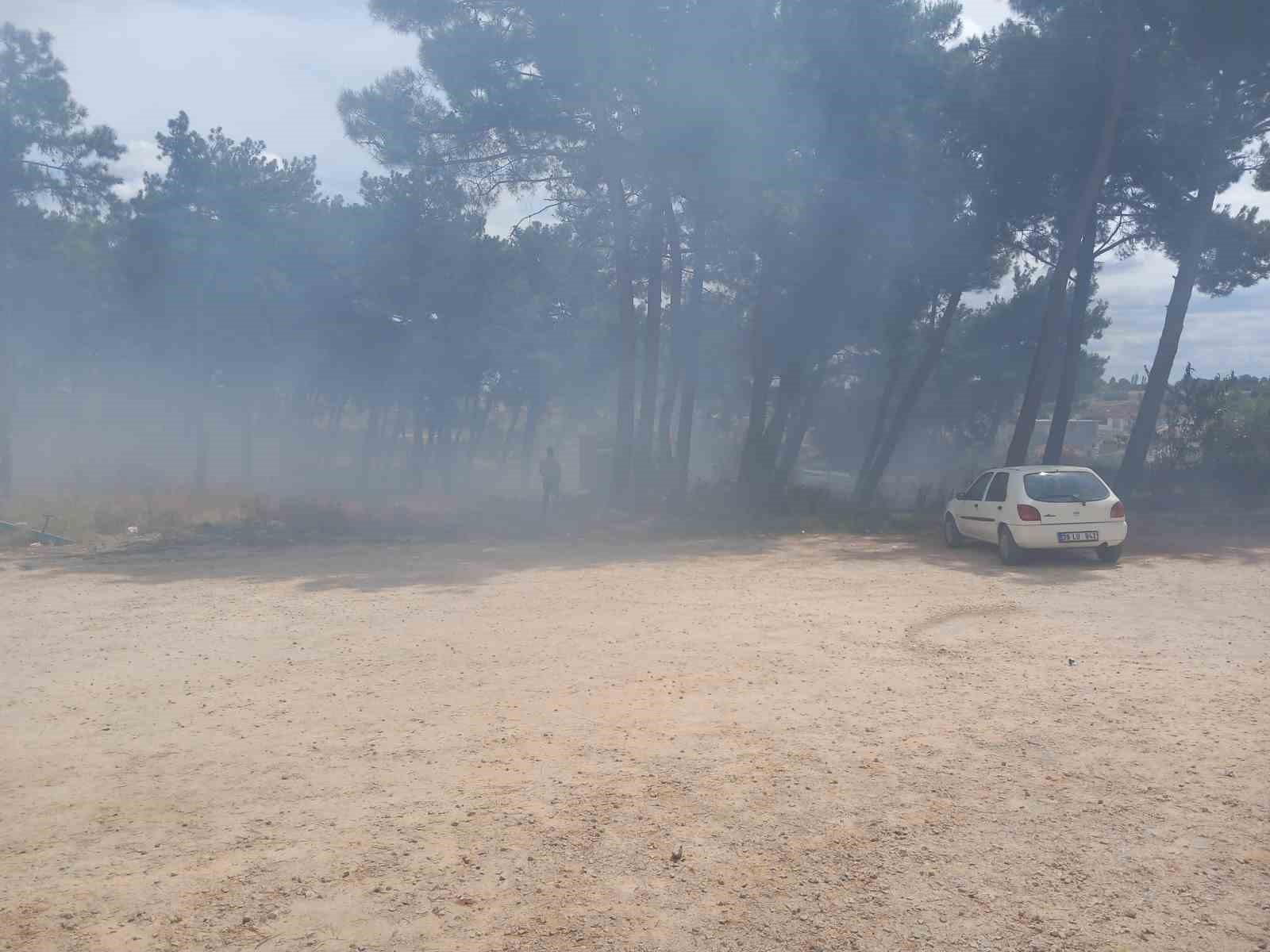 Kırklareli’nde hastane bahçesinde çıkan yangın söndürüldü