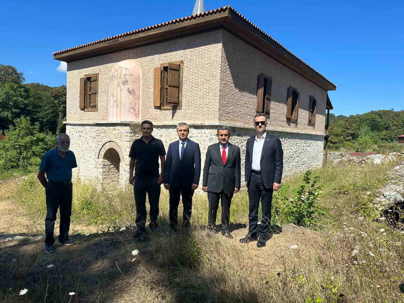 Cumhurbaşkanlığı Savunma Sanayii Başkanı G&ouml;rg&uuml;n, Fatih D&ouml;k&uuml;mhanesi&rsquo;nde incelemelerde bulundu
