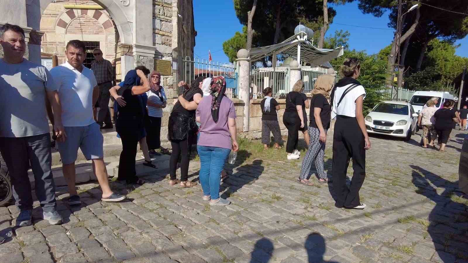 Damadının katlettiği adama g&ouml;zyaşlı veda
