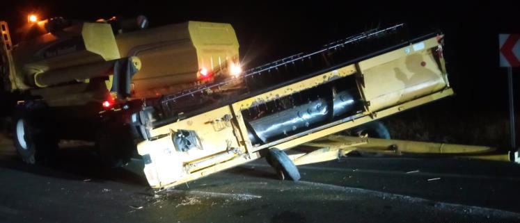 Burdur’da otomobil biçerdövere çarptı: 1 yaralı