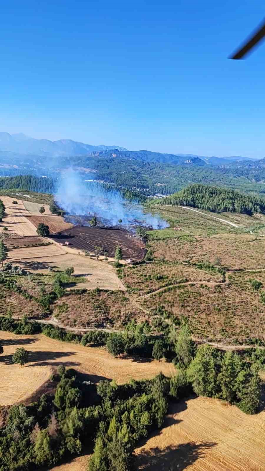 Burdur&rsquo;da orman yangını havadan ve karadan m&uuml;dahale ile kontrol altına alındı.
