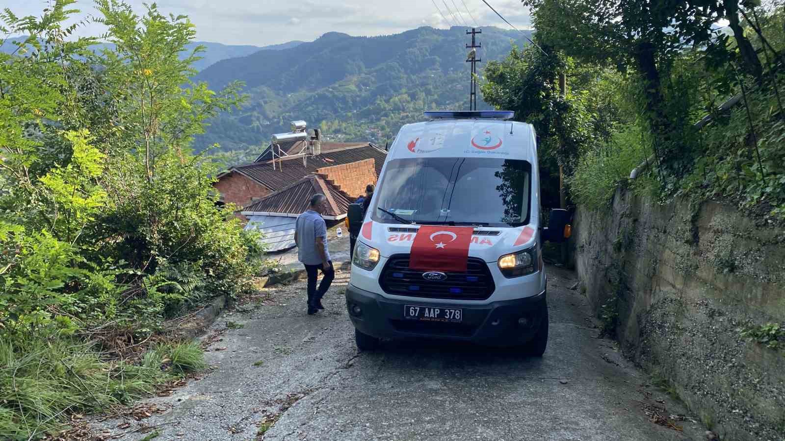 Buzdolabından çıkan yangın evi kullanılmaz hale getirdiundefined