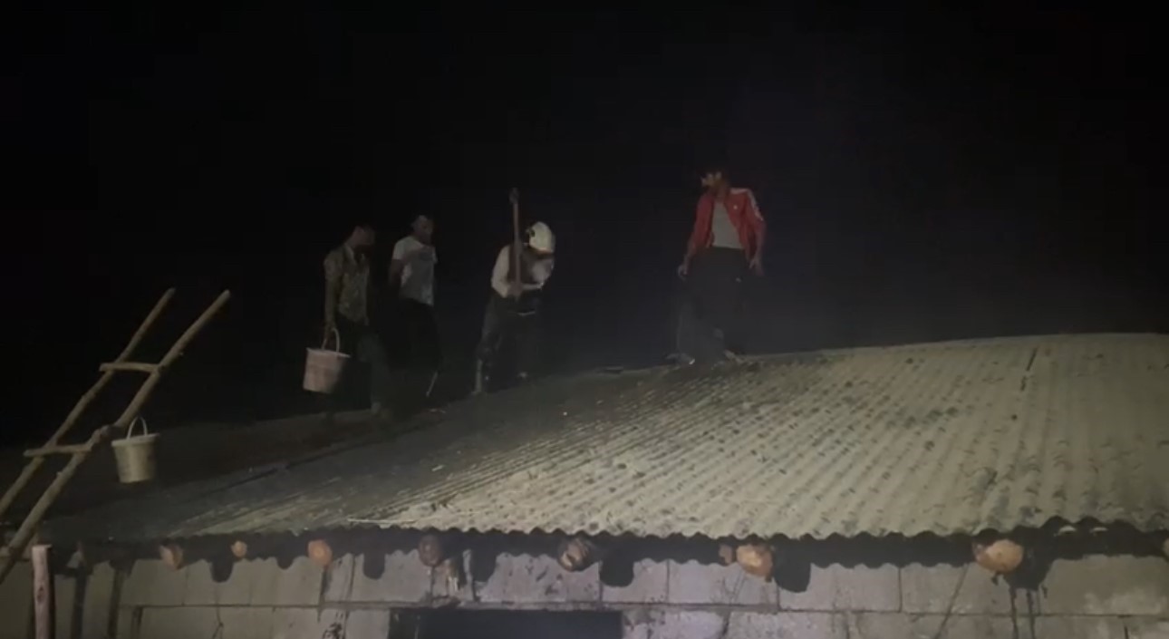 Yüksekova’da ahır yangını