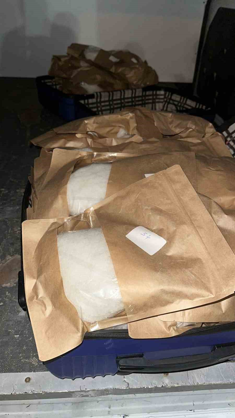 Edirne&rsquo;de uyuşturucu operasyonu: 72 kilo metamfetamin ele ge&ccedil;irildi
