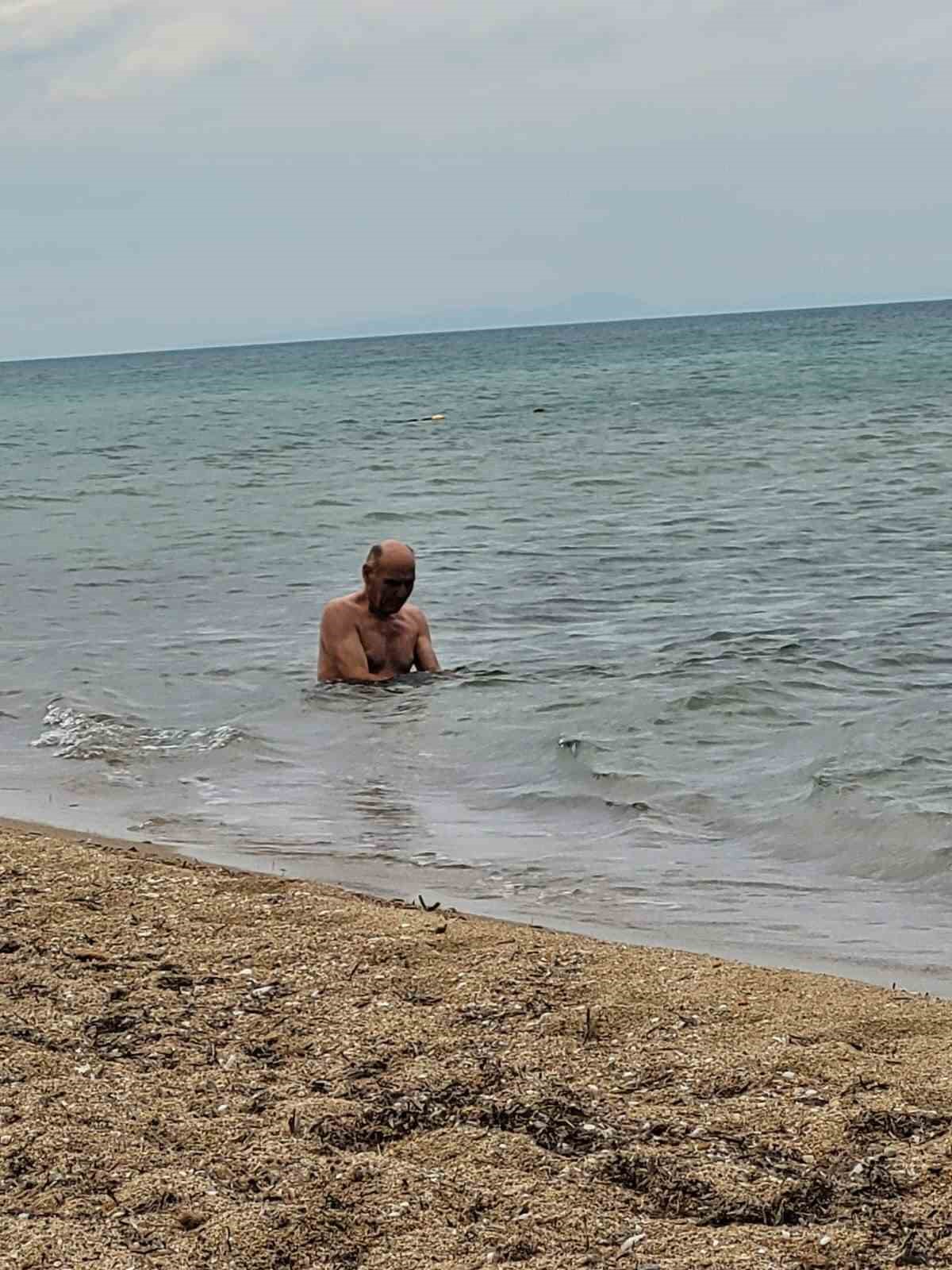 Huzurevi sakinlerin deniz keyfi
