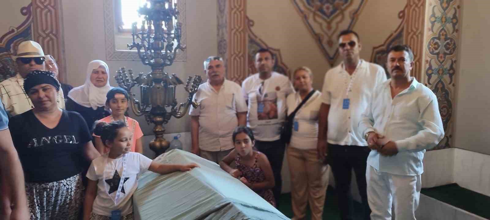 Uşaklı Alevilerden anma etkinliklerine davetli olarak katıldı
