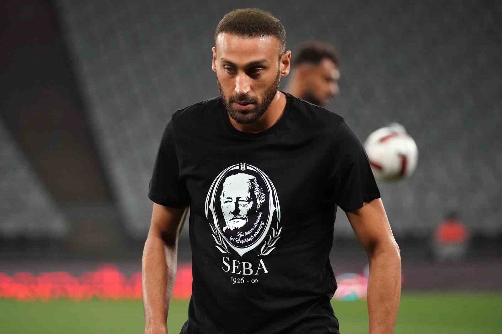Beşiktaşlı futbolcular, S&uuml;leyman Seba&rsquo;yı unutmadı 
