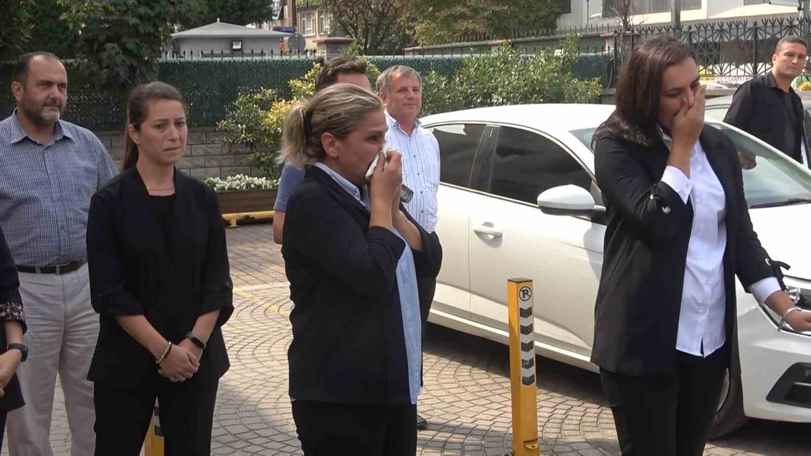 Vali Erol, Yalova’dan gözyaşlarıyla uğurladı