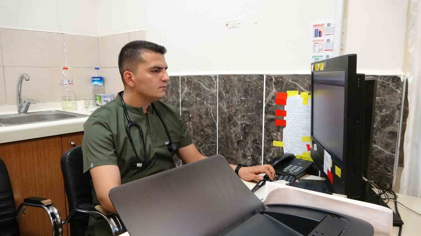 Uzmanından sıcak havada &ccedil;alışan tarım iş&ccedil;ilerine uyarı
