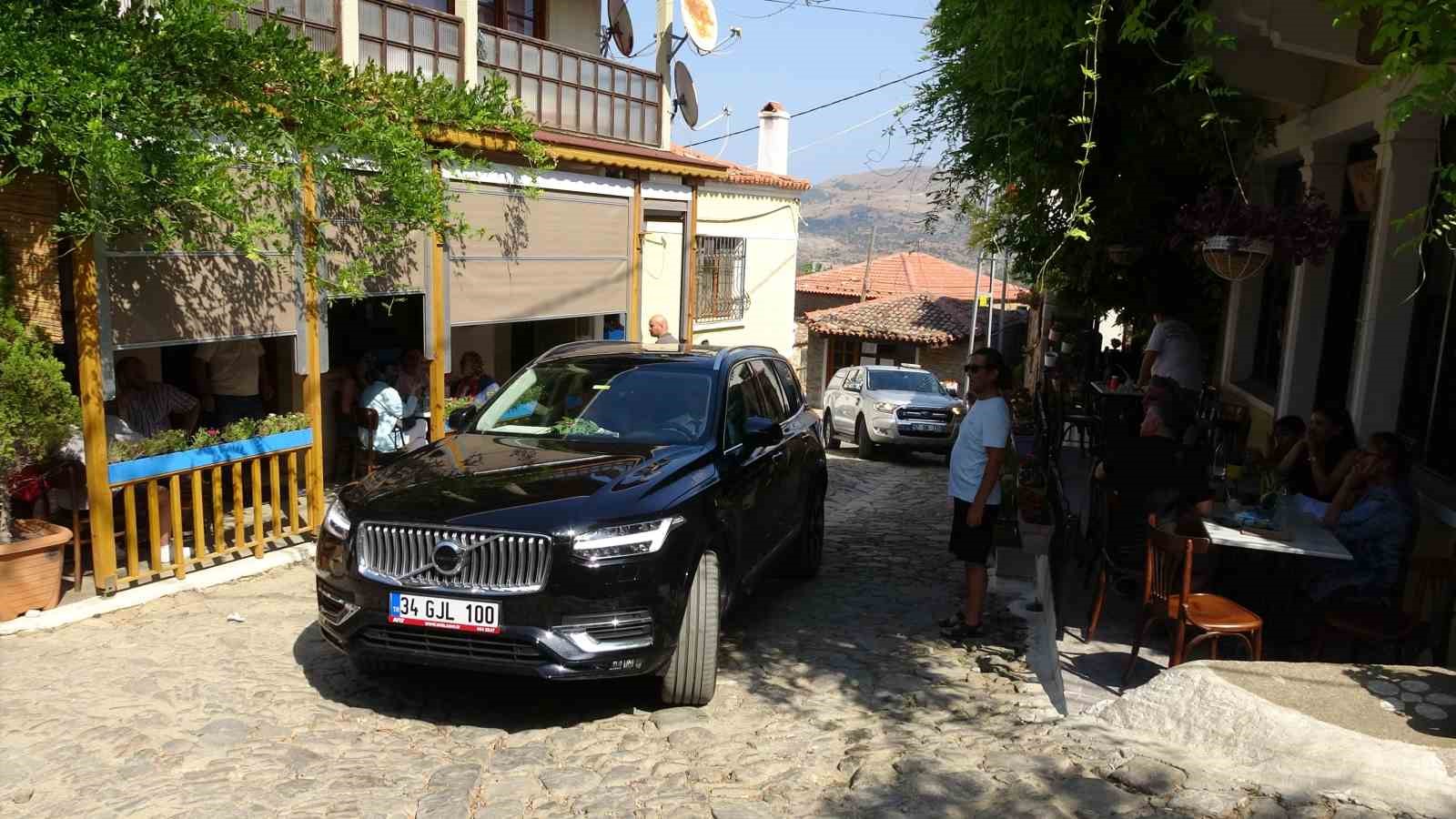Fener Rum Patriği Bartholomeos, Gökçeada’ya geldi