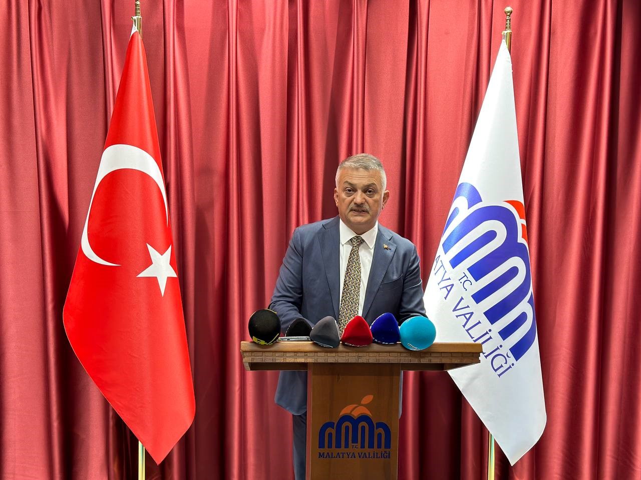 Malatya Valisi Ersin Yazıcı g&ouml;reve başladı
