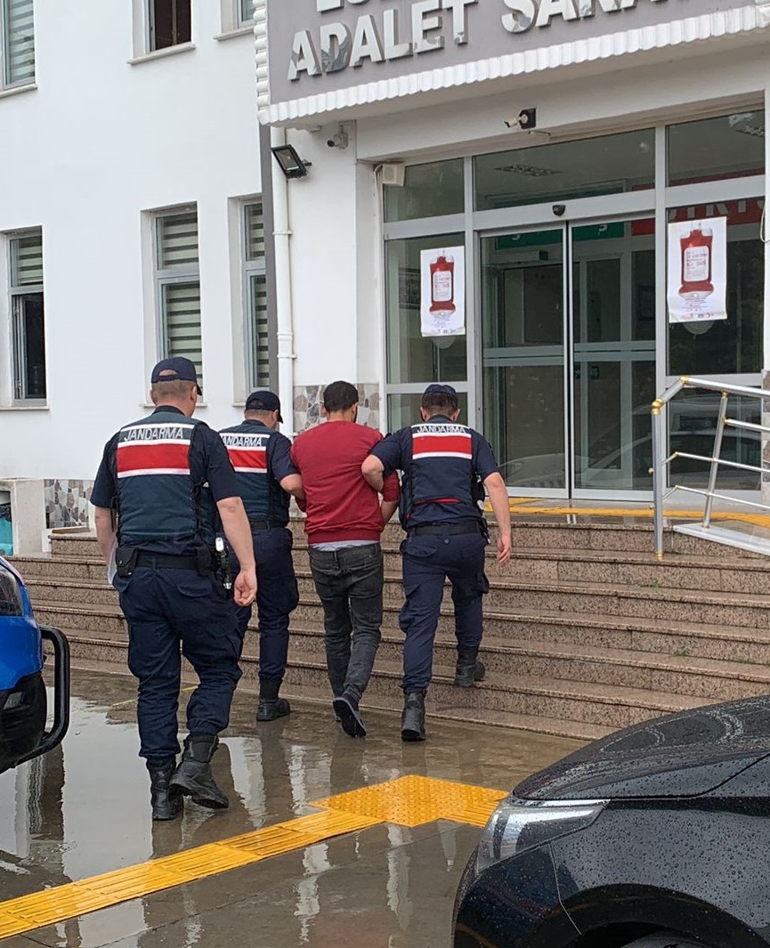Kırklareli’nde 26 suç kaydı bulunan şüpheli yakalandı