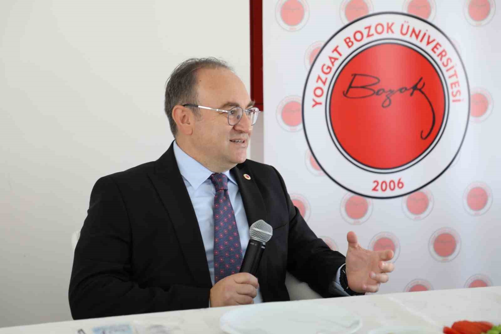 Tarihi mektep halka a&ccedil;ılacak
