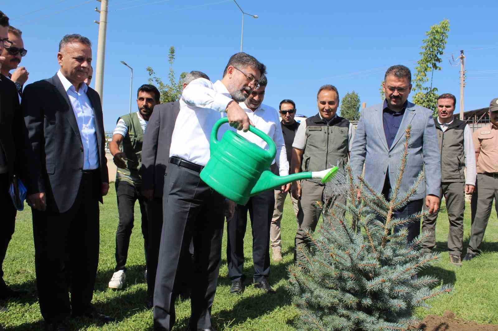 Bakan Yumaklı: "Karabağ zaferi bize Zengezur koridorunun açılmasıyla ilgili de bir imkan sağladı"
