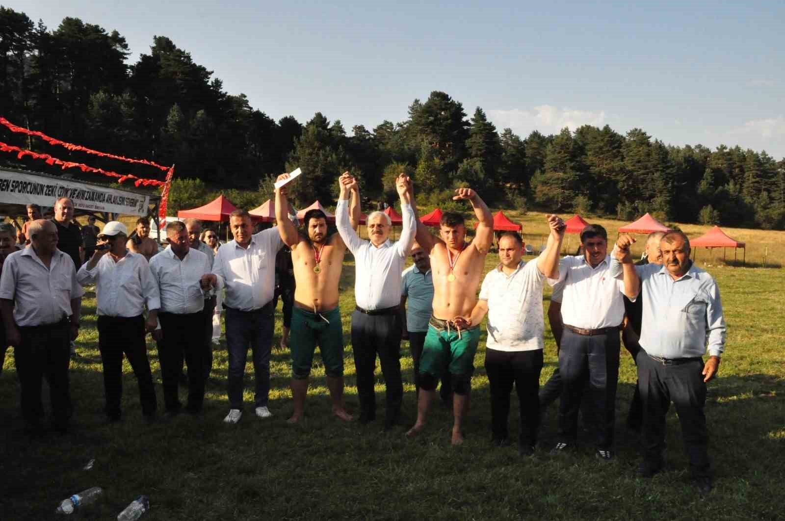 Bolu’da asırlardır süren Yayla Bayramı eğlenceli anlara sahne oldu
