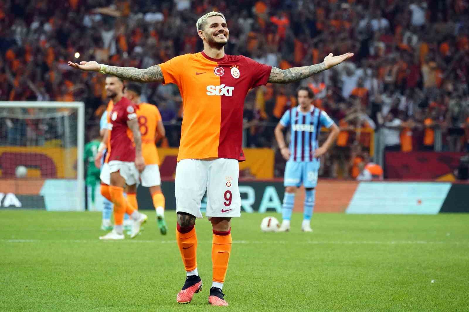 Maç sonu 3’lüsü Mauro Icardi’den