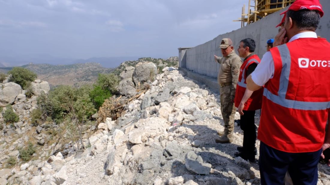 Vali Atay, Gabar dağında güvenlik kulesini inceledi