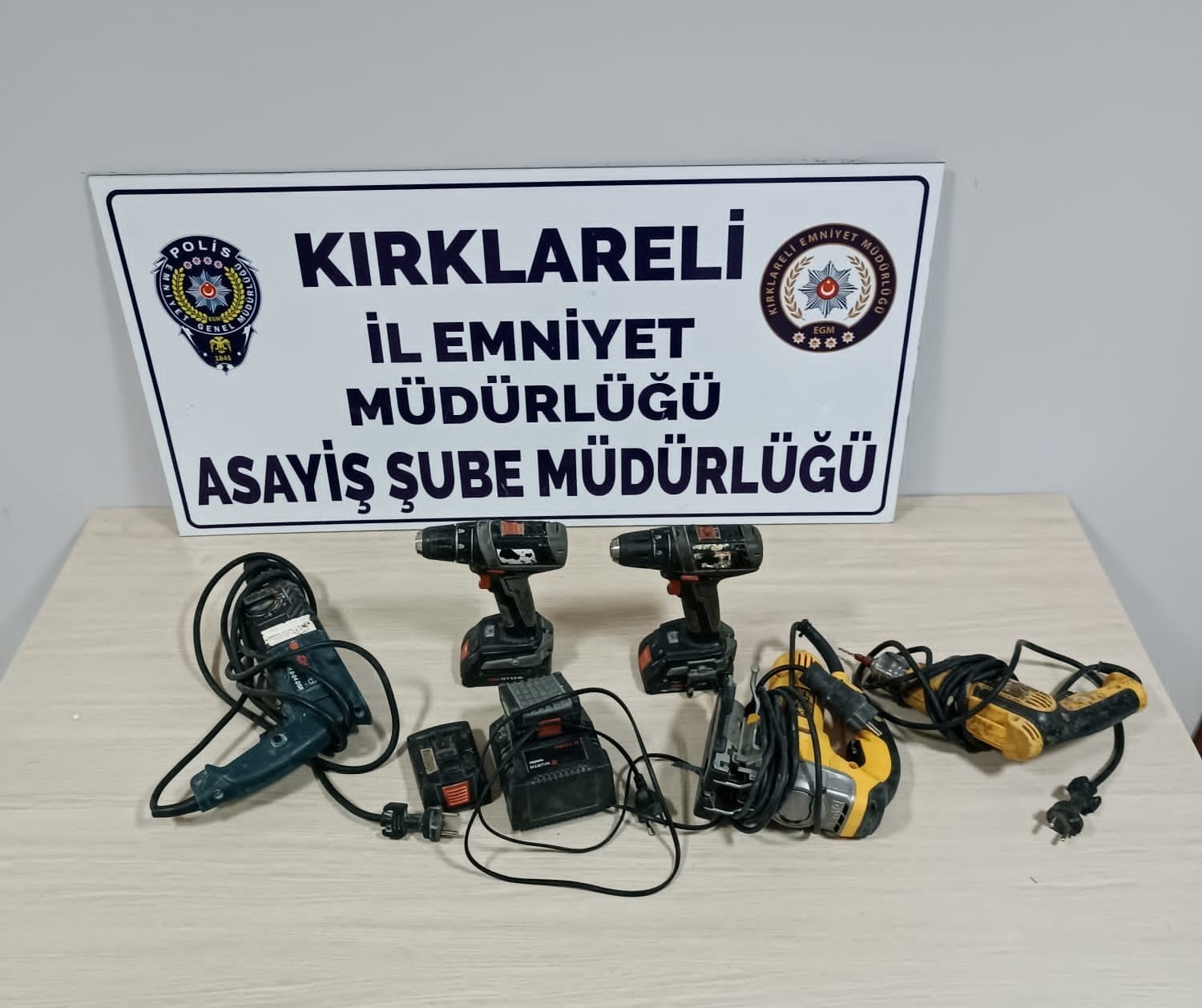 Kırklareli’nde hırsızlık şüphelileri yakalandı