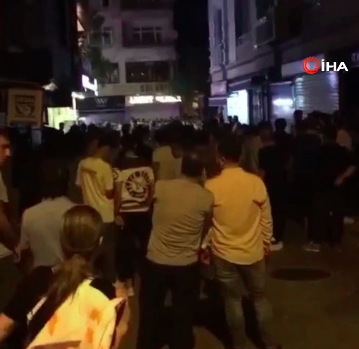 İstanbul&rsquo;da taciz iddiası gerginliği
