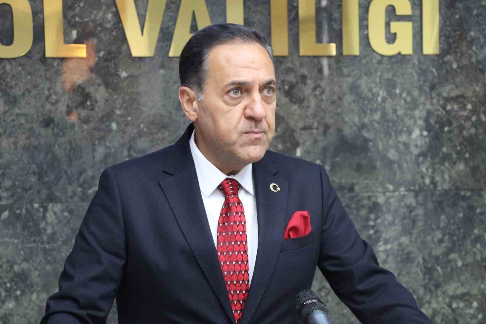 Bingöl Valisi Usta: “Devletimizin milletiyle kucaklaşmasını sağlamak için kapımız daima açık olacak"