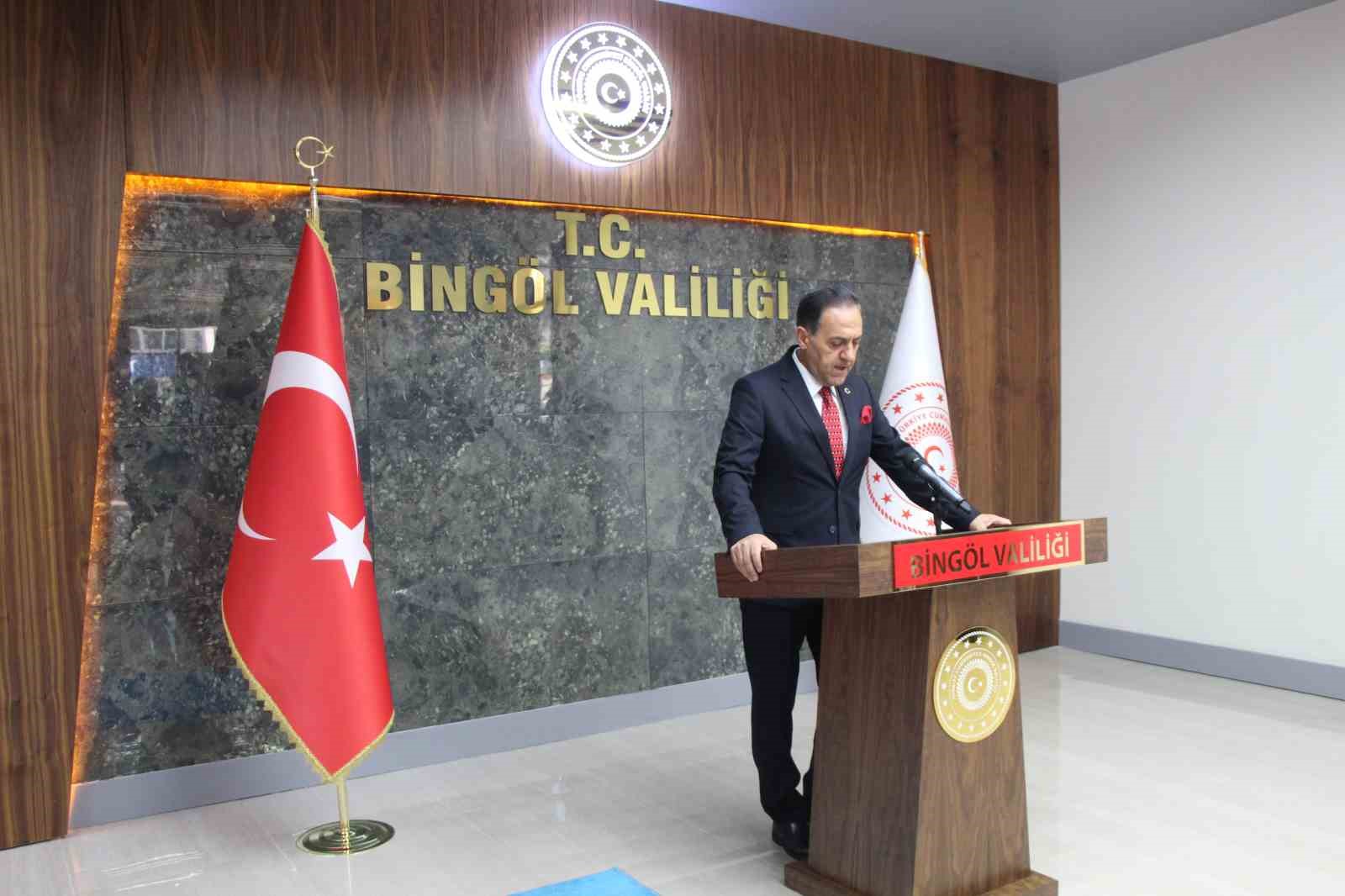 Bing&ouml;l Valisi Usta: &ldquo;Devletimizin milletiyle kucaklaşmasını sağlamak i&ccedil;in kapımız daima a&ccedil;ık olacak"
