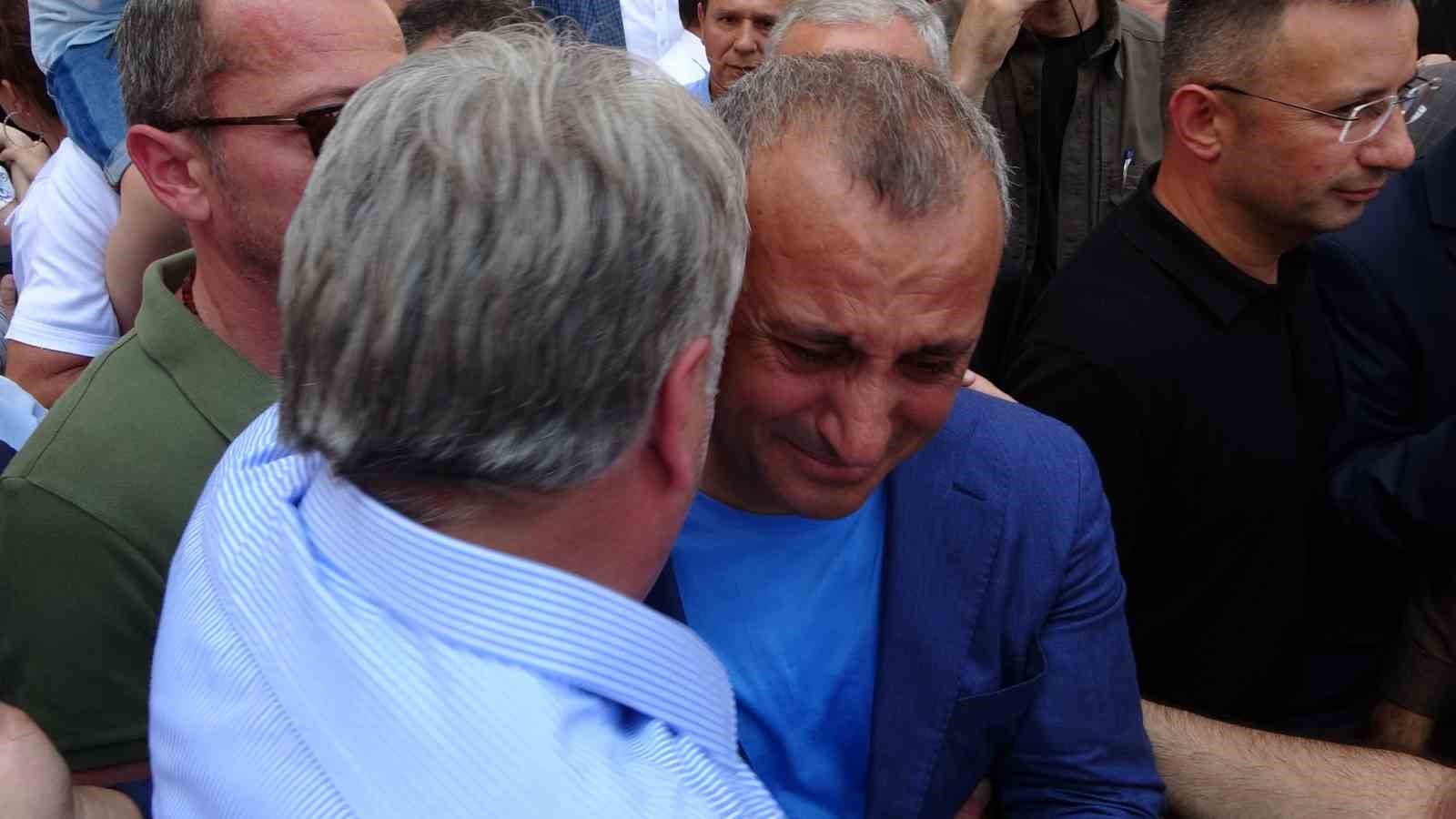 Vali Sonel’i duygulandıran vedalaşma